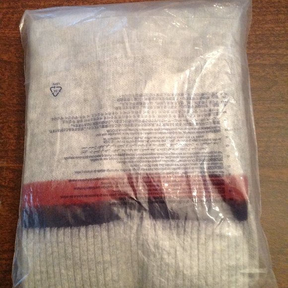 Brooks Brothers Men's Large Brushed Wool Gray V-Neck Sweater - New with Tags - Picture 6 of 7